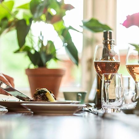 Loefwings B&B Broddetorp Екстериор снимка